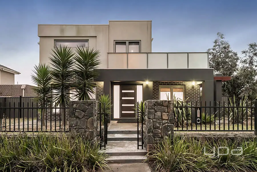 Main view of Homely house listing, 6 Mallard Circuit, Craigieburn VIC 3064