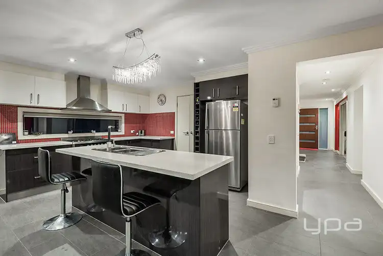 Fourth view of Homely house listing, 6 Mallard Circuit, Craigieburn VIC 3064