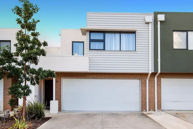 8/6 Highwood Drive, Hillside VIC 3037