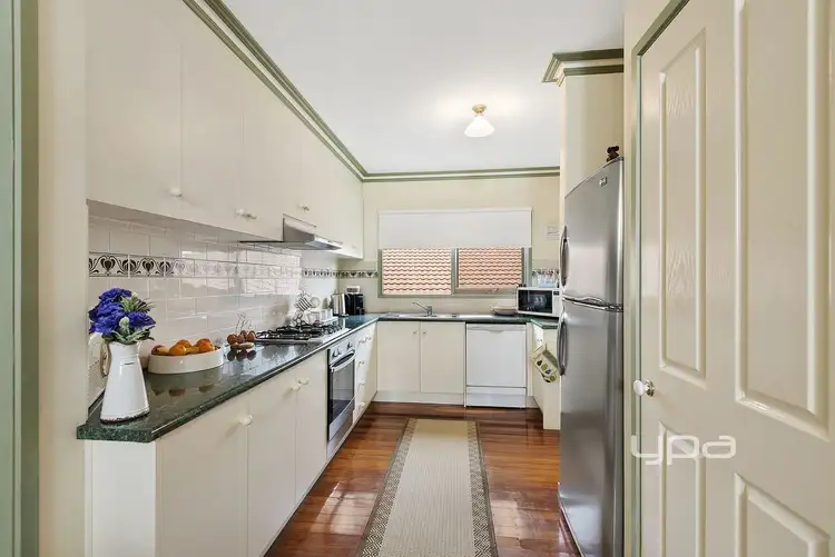 Fourth view of Homely house listing, 3 Strachen Court, Sunbury VIC 3429