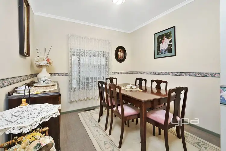 Sixth view of Homely house listing, 3 Strachen Court, Sunbury VIC 3429