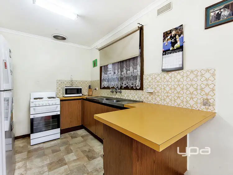 Fifth view of Homely house listing, 1 Concord Circuit, Albanvale VIC 3021