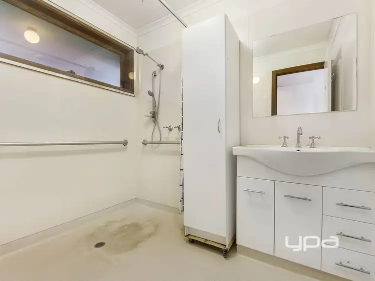 Seventh view of Homely house listing, 1 Concord Circuit, Albanvale VIC 3021