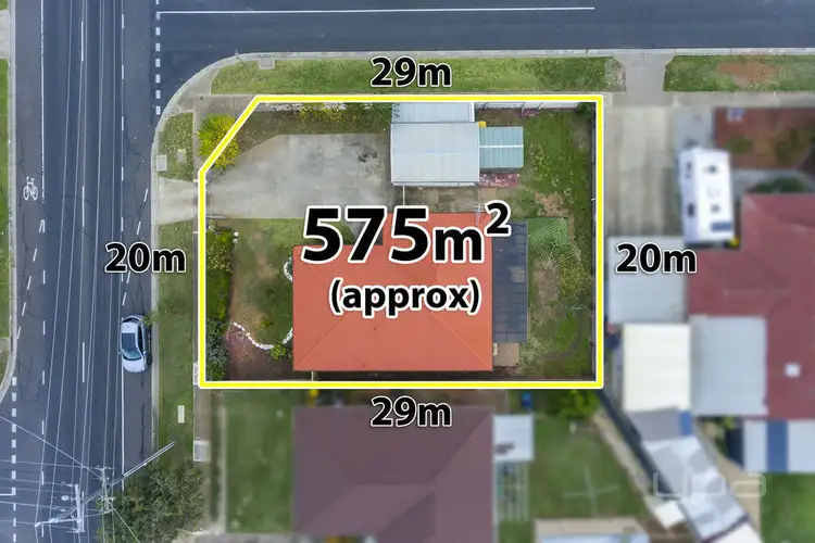 16 Barries Road, Melton VIC 3337