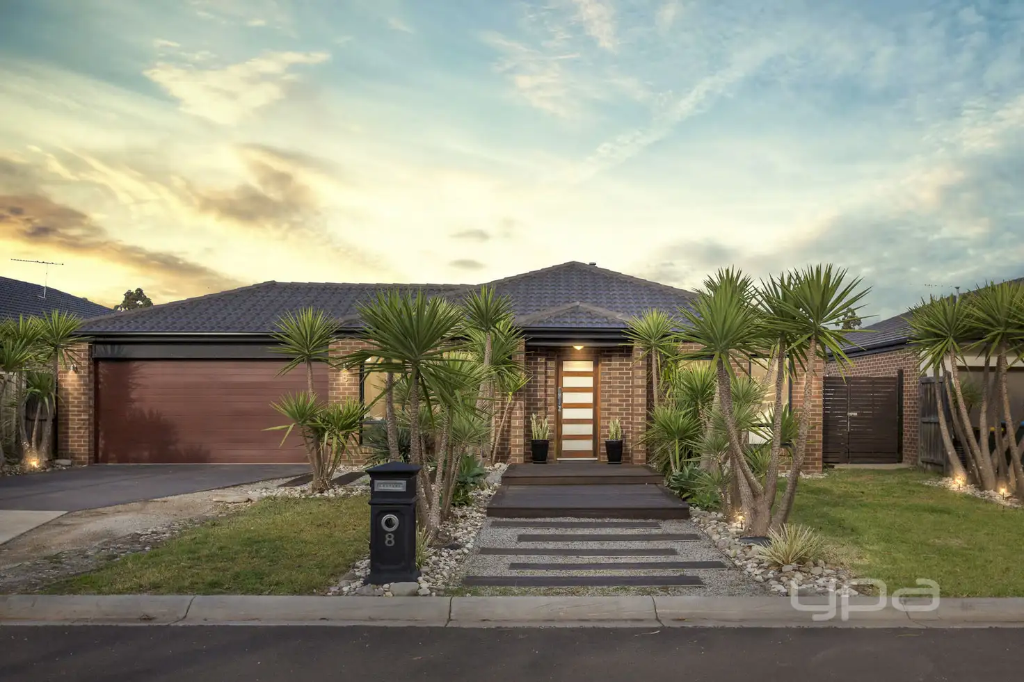 Main view of Homely house listing, 8 Wing Circuit, Tarneit VIC 3029