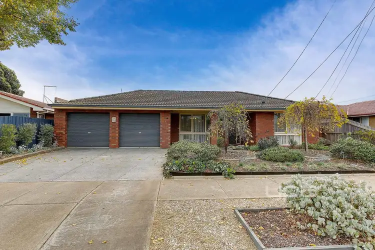25 Quarbing Street, Werribee VIC 3030