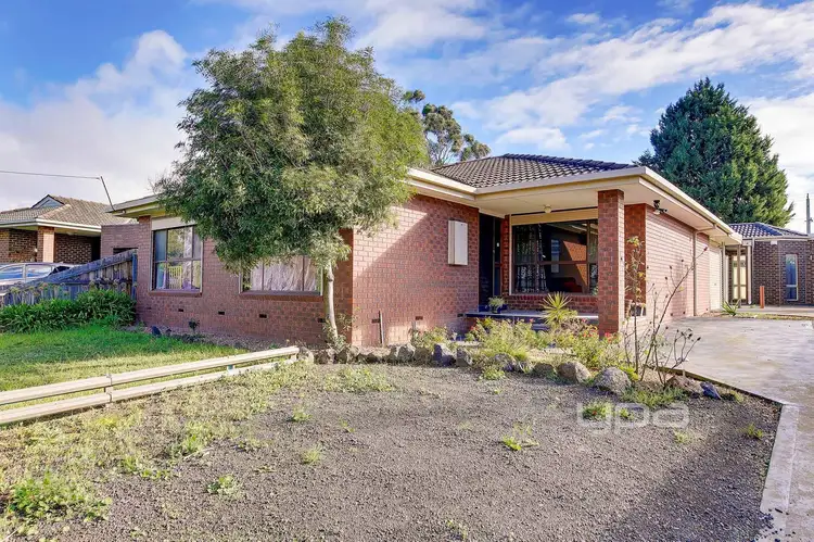 10 Whitley Crescent, Craigieburn VIC 3064