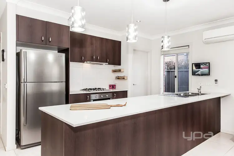 Fourth view of Homely house listing, 5 Rivoli Close, Plumpton VIC 3335