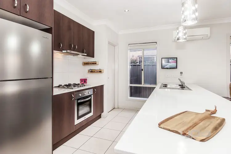 Fifth view of Homely house listing, 5 Rivoli Close, Plumpton VIC 3335
