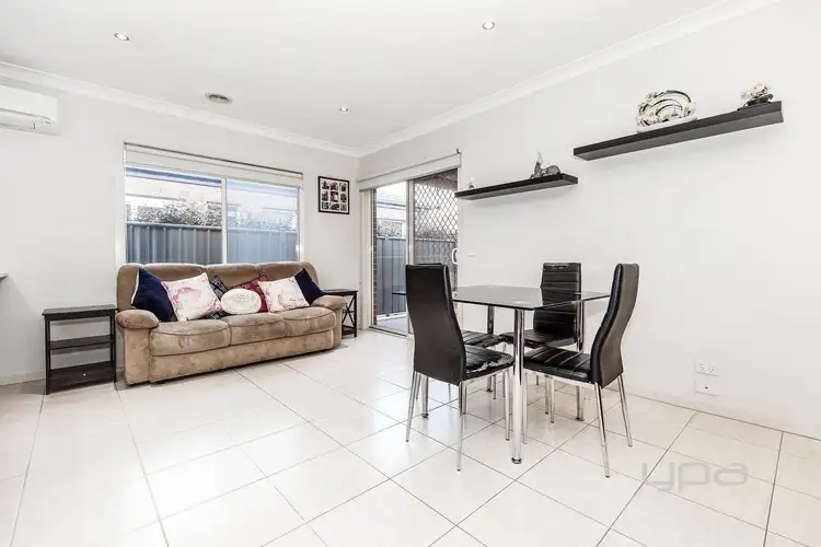 Sixth view of Homely house listing, 5 Rivoli Close, Plumpton VIC 3335