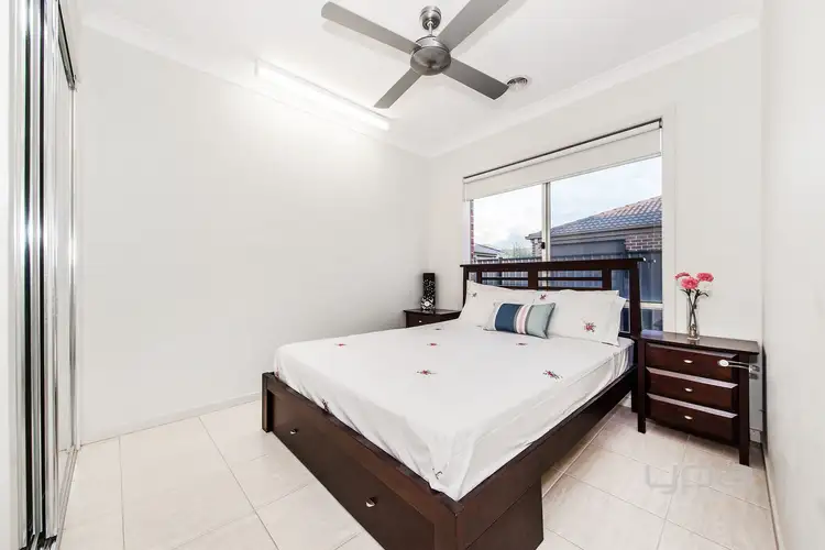Seventh view of Homely house listing, 5 Rivoli Close, Plumpton VIC 3335