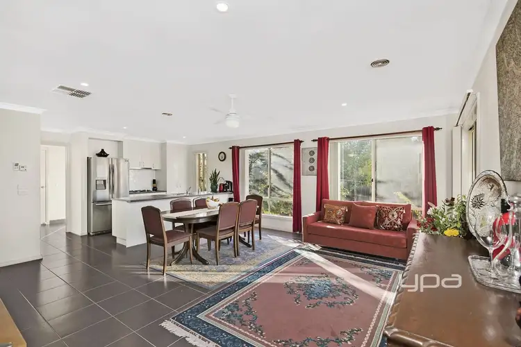 Second view of Homely house listing, 18 Raine Court, Sunbury VIC 3429