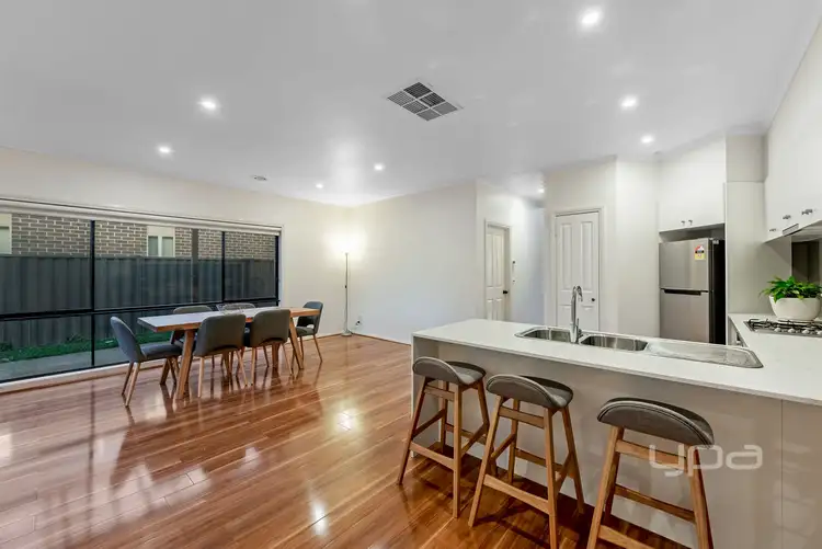 Fifth view of Homely house listing, 2 Tucker Place, Caroline Springs VIC 3023