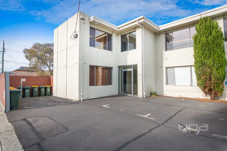 2/77 Chapman Avenue, Glenroy VIC 3046