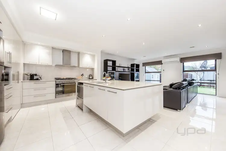 Seventh view of Homely house listing, 13 Ridgegreen View, Caroline Springs VIC 3023