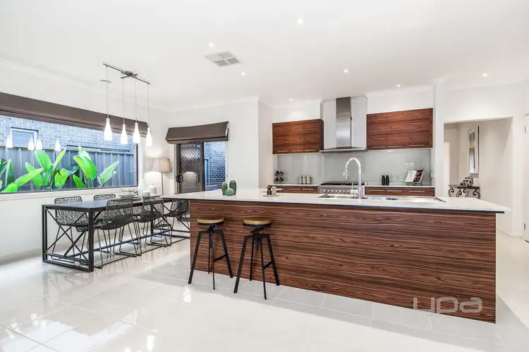 Sixth view of Homely house listing, 29 Rutherglen Way, Caroline Springs VIC 3023