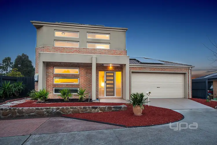 40 Mundi Crescent, Manor Lakes VIC 3024