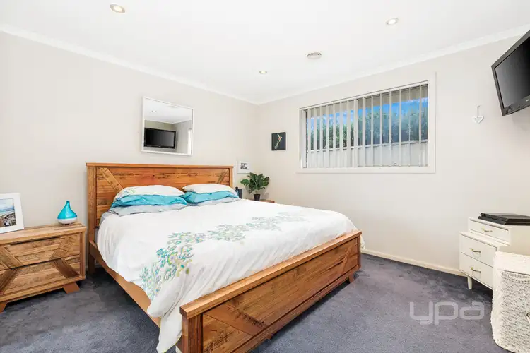 Sixth view of Homely house listing, 5 Eliza Court, Hillside VIC 3037