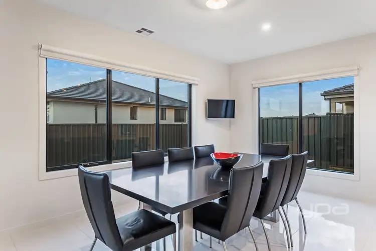 Fifth view of Homely house listing, 18 Amira Road, Greenvale VIC 3059