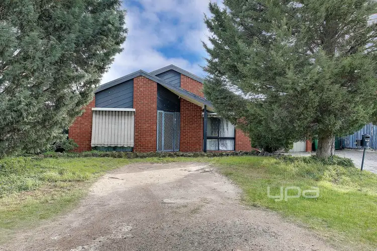 17 Pinus Place, Meadow Heights VIC 3048