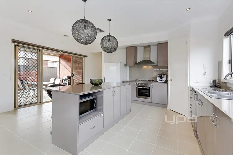 Fourth view of Homely house listing, 32 Lancewood Road, Manor Lakes VIC 3024