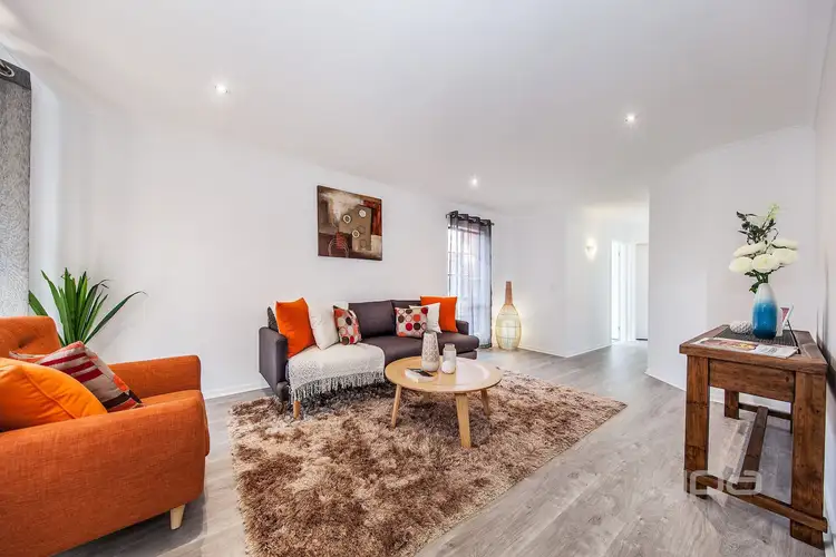 8 Freeman Avenue, Burnside VIC 3023