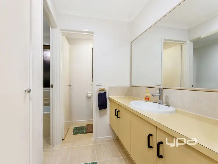 Seventh view of Homely unit listing, 1/14 Shepherds Grove, Kings Park VIC 3021