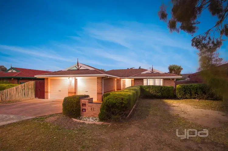 41 Boberrit Wynd, Sydenham VIC 3037