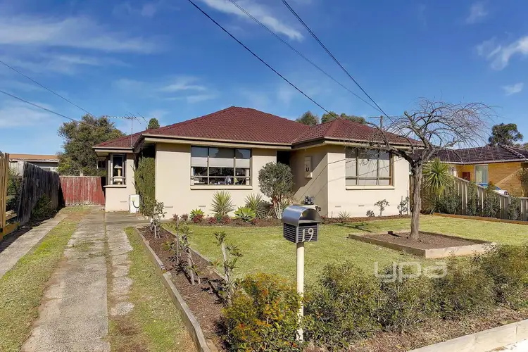 19 Payne Street, Gladstone Park VIC 3043