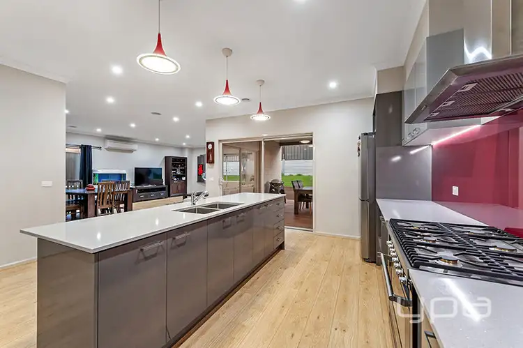 Fourth view of Homely house listing, 14 Riverside Drive, Craigieburn VIC 3064