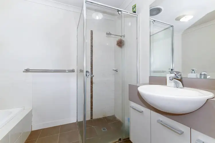 Sixth view of Homely townhouse listing, 9 Halifax Walk, Epping VIC 3076