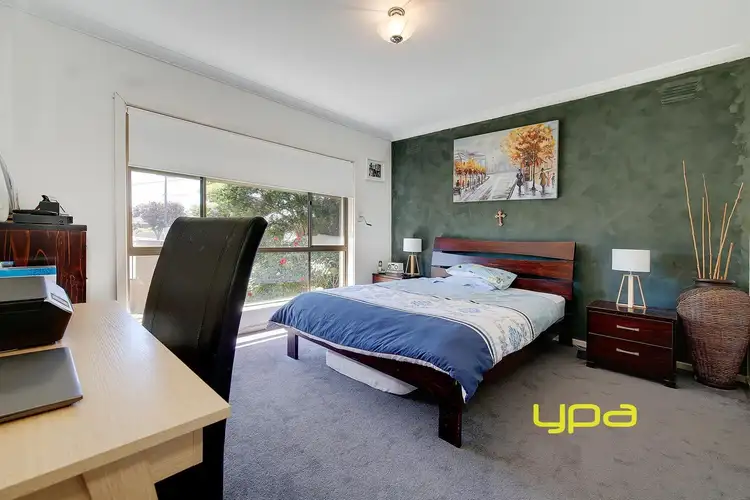 Sixth view of Homely house listing, 8 Brigette Court, Lalor VIC 3075