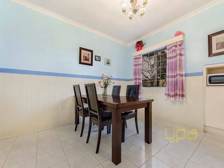 Fifth view of Homely house listing, 2/15 Albert Crescent, St Albans VIC 3021