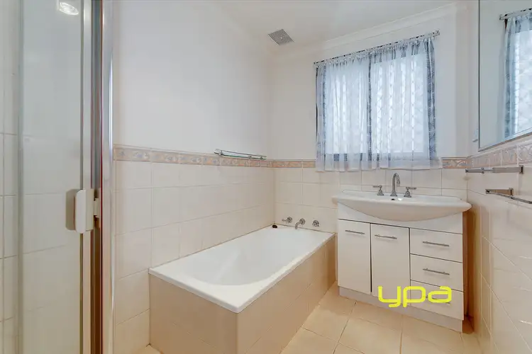 Sixth view of Homely house listing, 25 Darebin Court, Meadow Heights VIC 3048