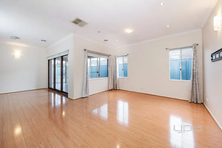 Fifth view of Homely house listing, 21 Goodenia Way, Caroline Springs VIC 3023