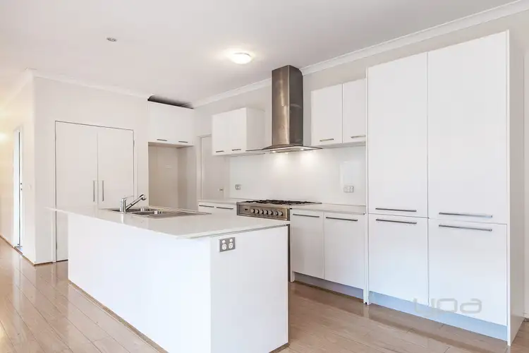 Seventh view of Homely house listing, 21 Goodenia Way, Caroline Springs VIC 3023