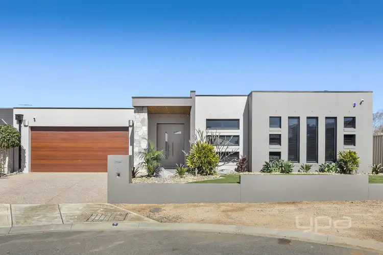 2 Ceri Court, Werribee VIC 3030