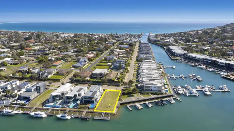 32 Clipper Quay, Safety Beach VIC 3936