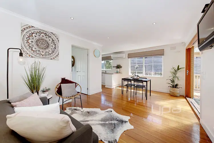 Sixth view of Homely house listing, 7 Convery Court, Gladstone Park VIC 3043