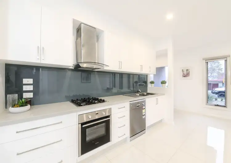 Fourth view of Homely townhouse listing, 1/8 Bindi Street, Glenroy VIC 3046