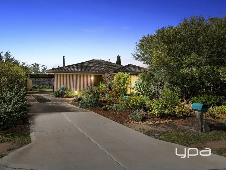 7 Wyatt Place, Melton West VIC 3337