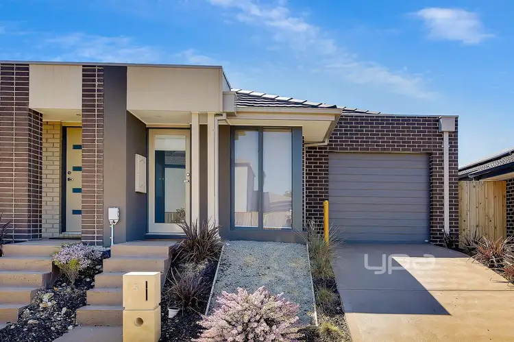 Second view of Homely house listing, 5 Earthmore Road, Mernda VIC 3754