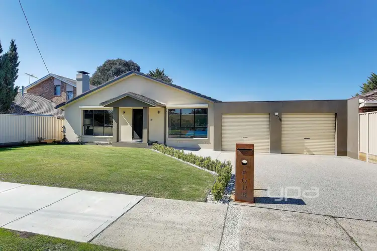 4 Bradford Avenue, Greenvale VIC 3059