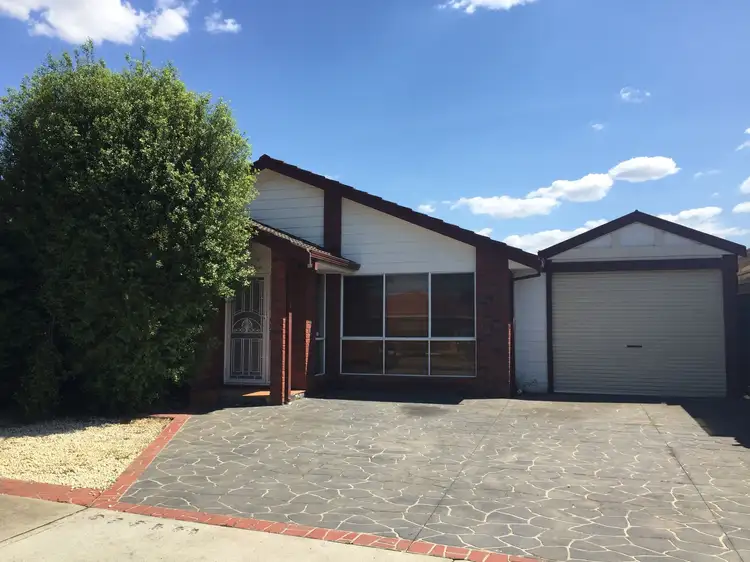32 Kalyna Court