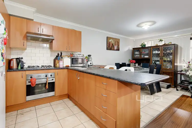 Fourth view of Homely unit listing, 2/2 Silvertree Avenue, Delahey VIC 3037
