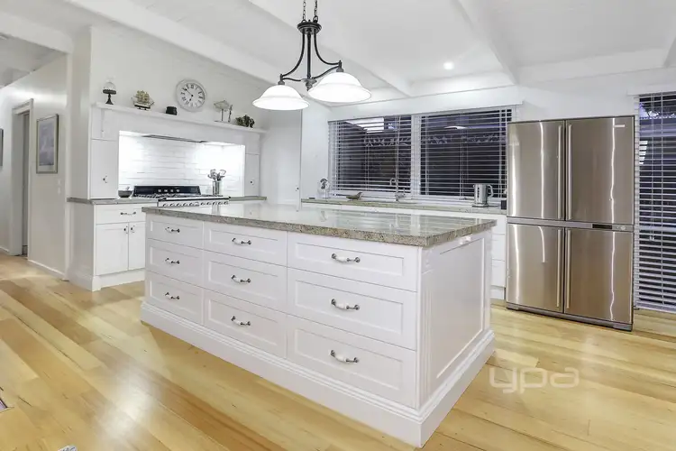 2 Vernon Street, Blairgowrie VIC 3942