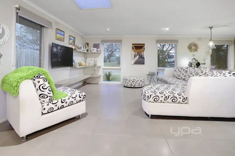 Second view of Homely house listing, 6 Rassay Court, Frankston VIC 3199