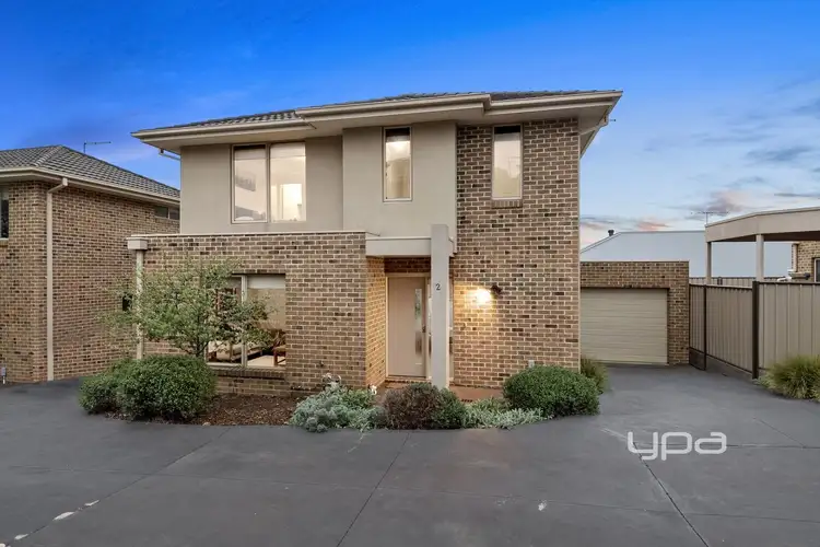 2/25-27 Golf Links Drive, Sunbury VIC 3429