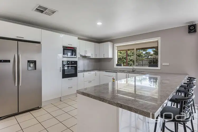 Sixth view of Homely house listing, 4 Padstowe Court, Craigieburn VIC 3064
