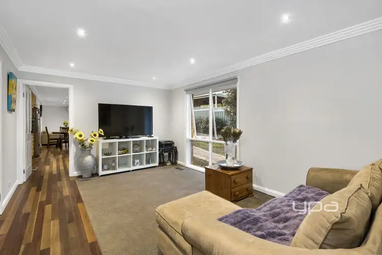 Sixth view of Homely house listing, 6 Mowbray Court, Sunbury VIC 3429